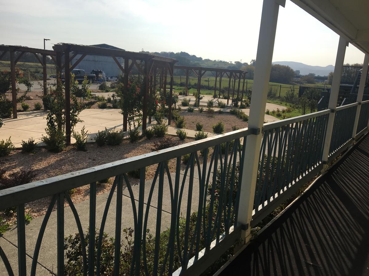Travelodge By Wyndham Fairfield/Napa Valley Εξωτερικό φωτογραφία