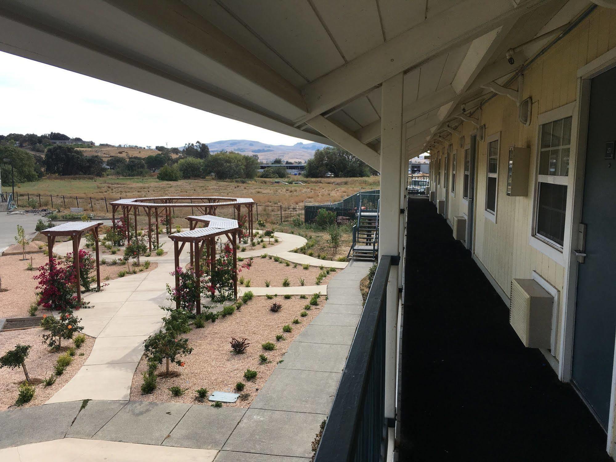 Travelodge By Wyndham Fairfield/Napa Valley Εξωτερικό φωτογραφία